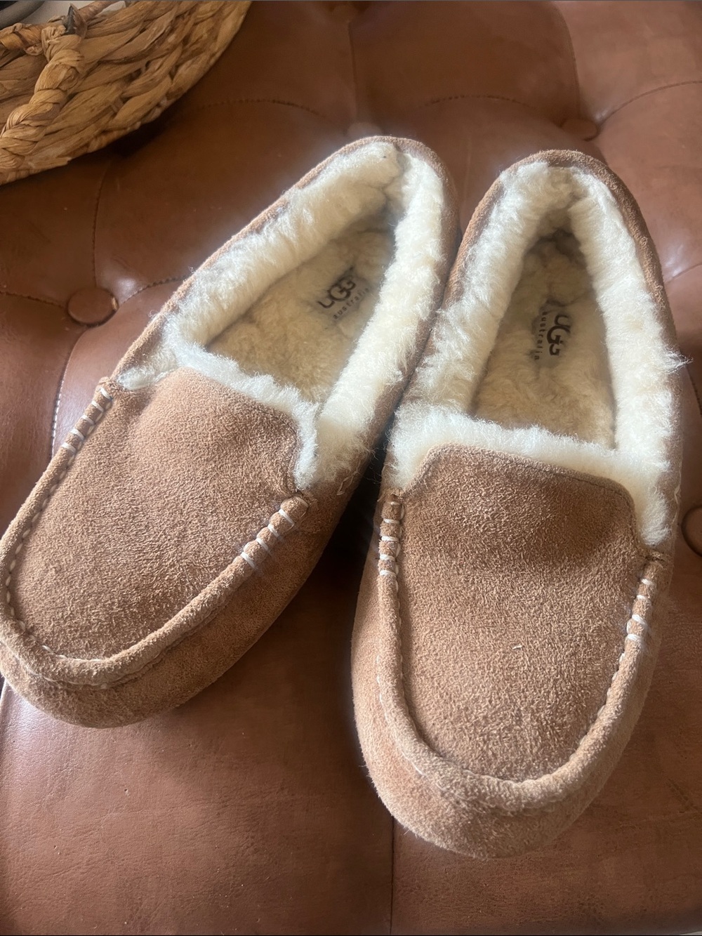 Never worn UGG Chestnut Suede Shearling Moccasins size 6